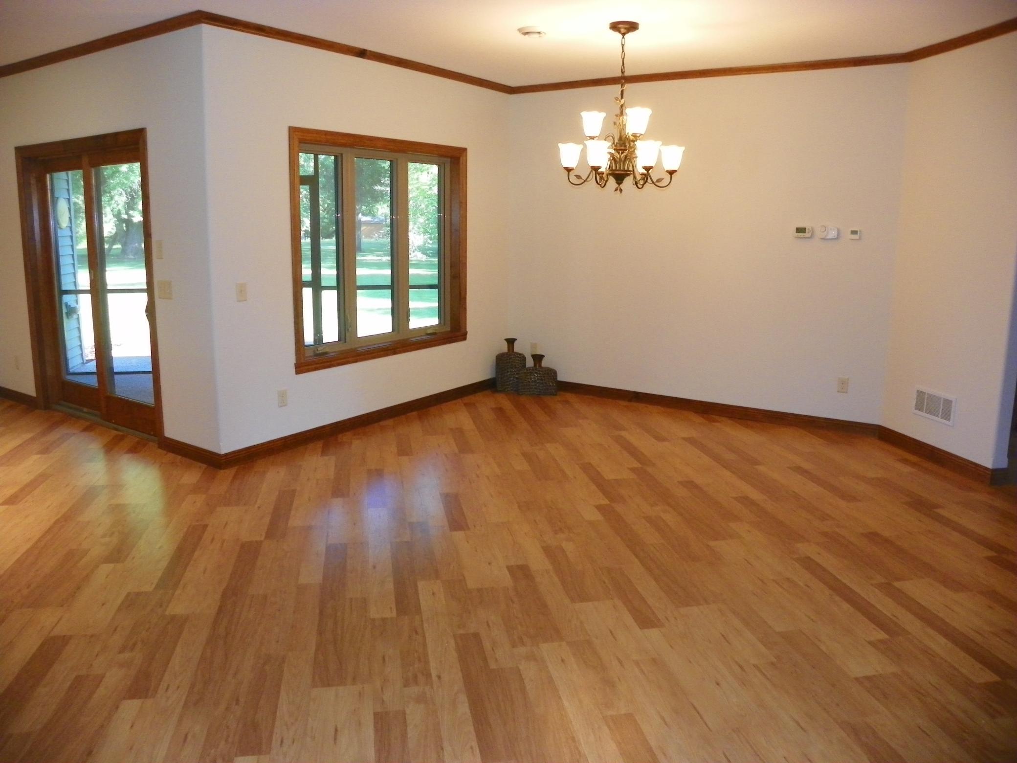 471 Coleman Avenue E Property Photo 16