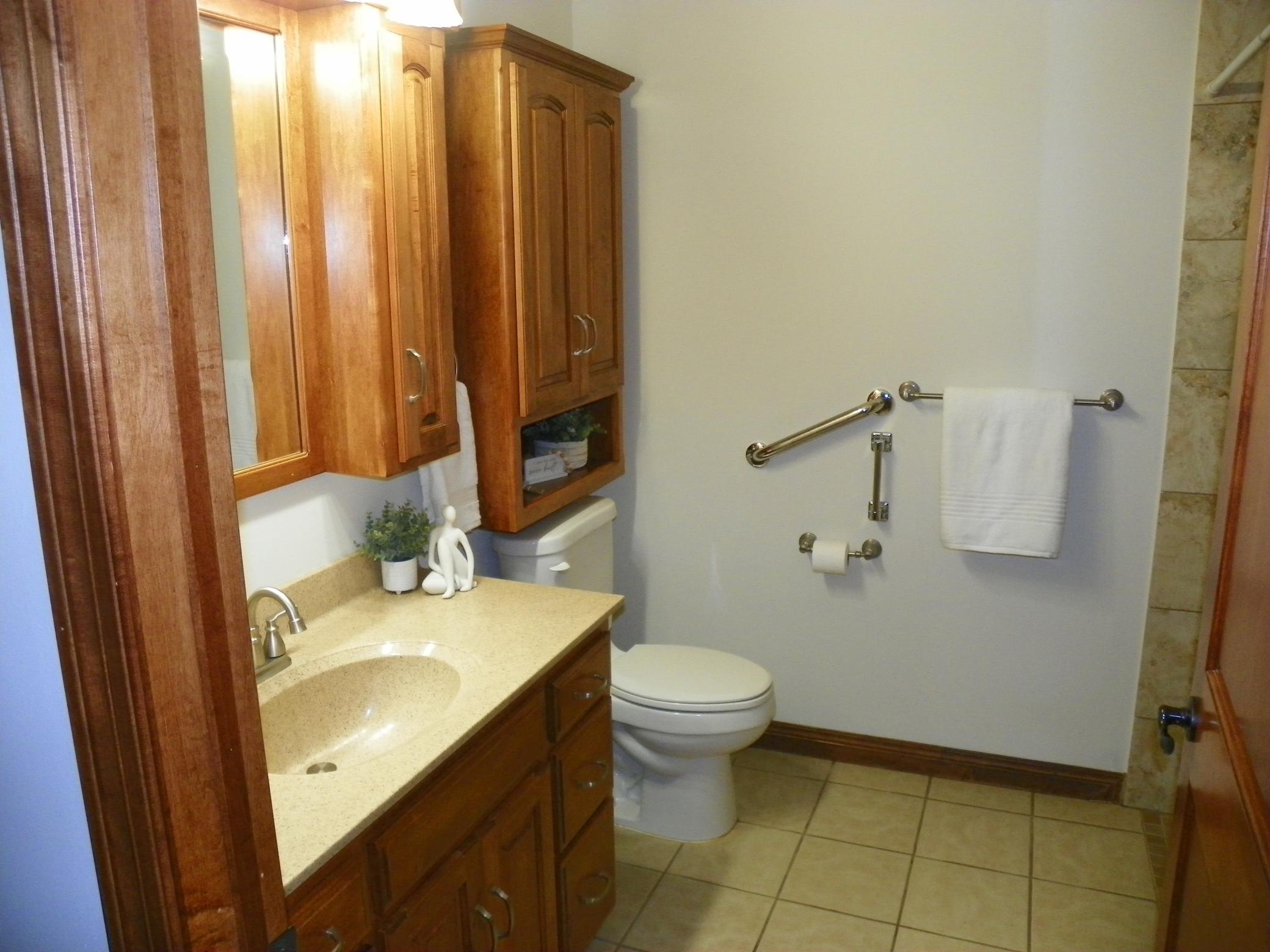 471 Coleman Avenue E Property Photo 38