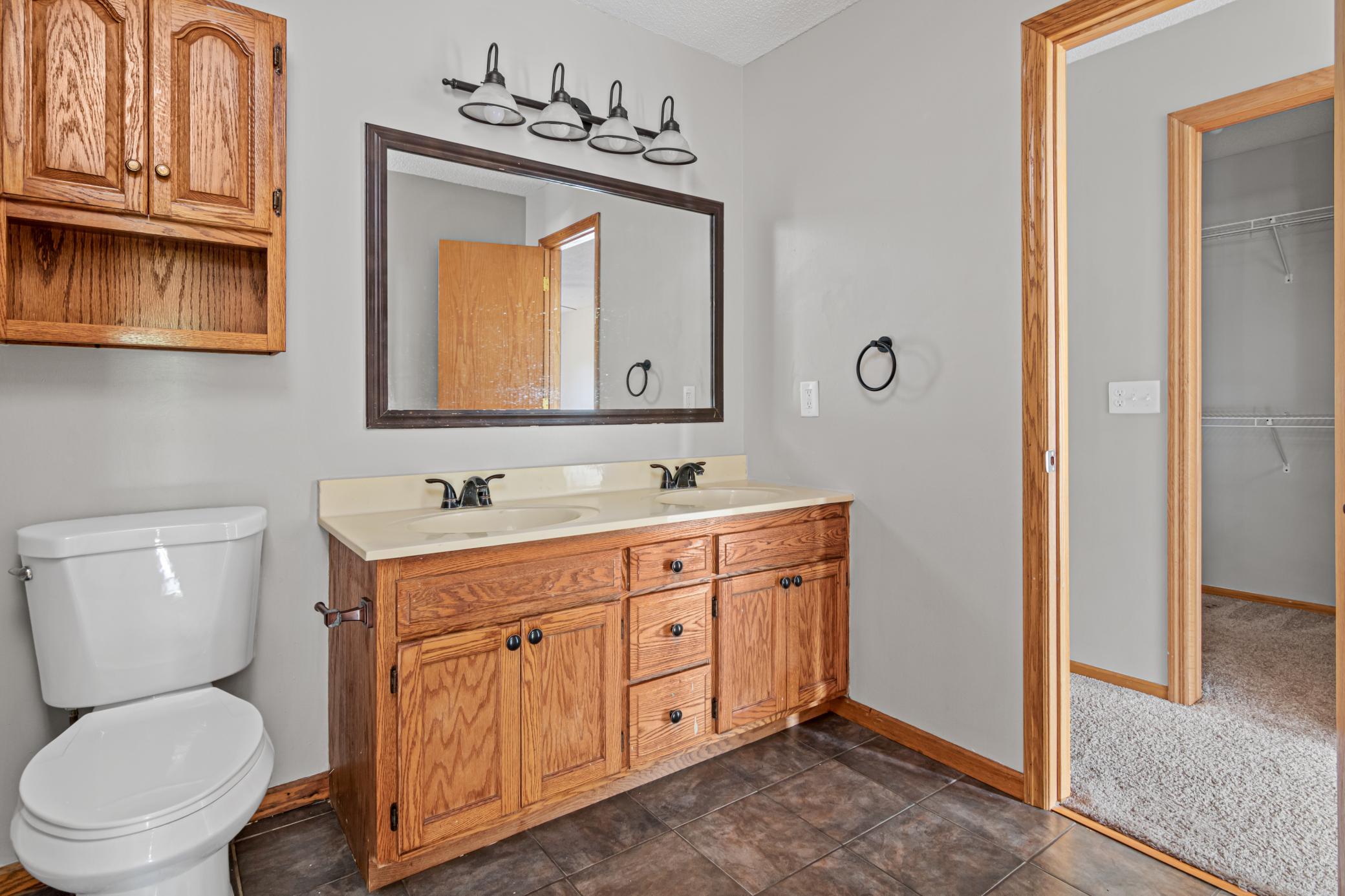 1048 Aston Circle Property Photo 16