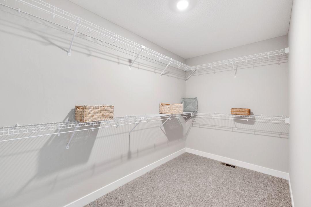 7996 Marquette Court Ne Property Photo 18