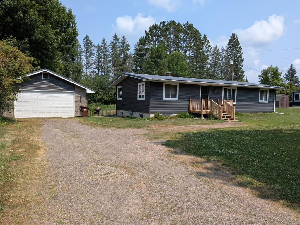 560 E Isle Street Property Photo 1