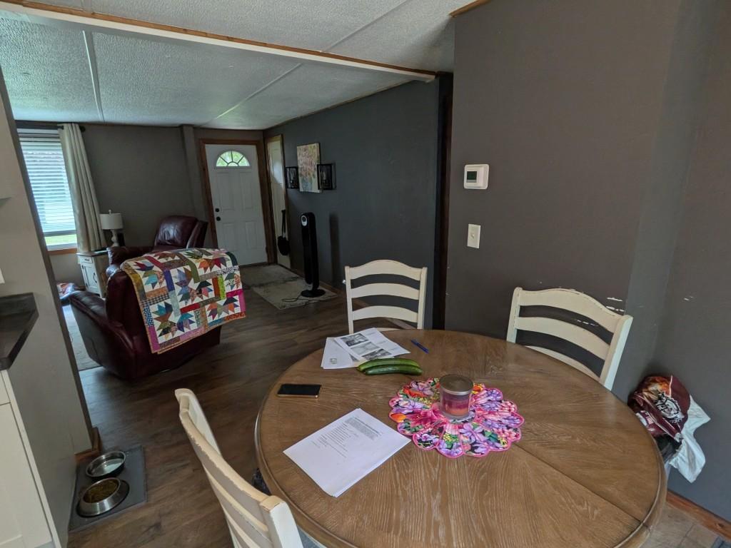 560 E Isle Street Property Photo 7