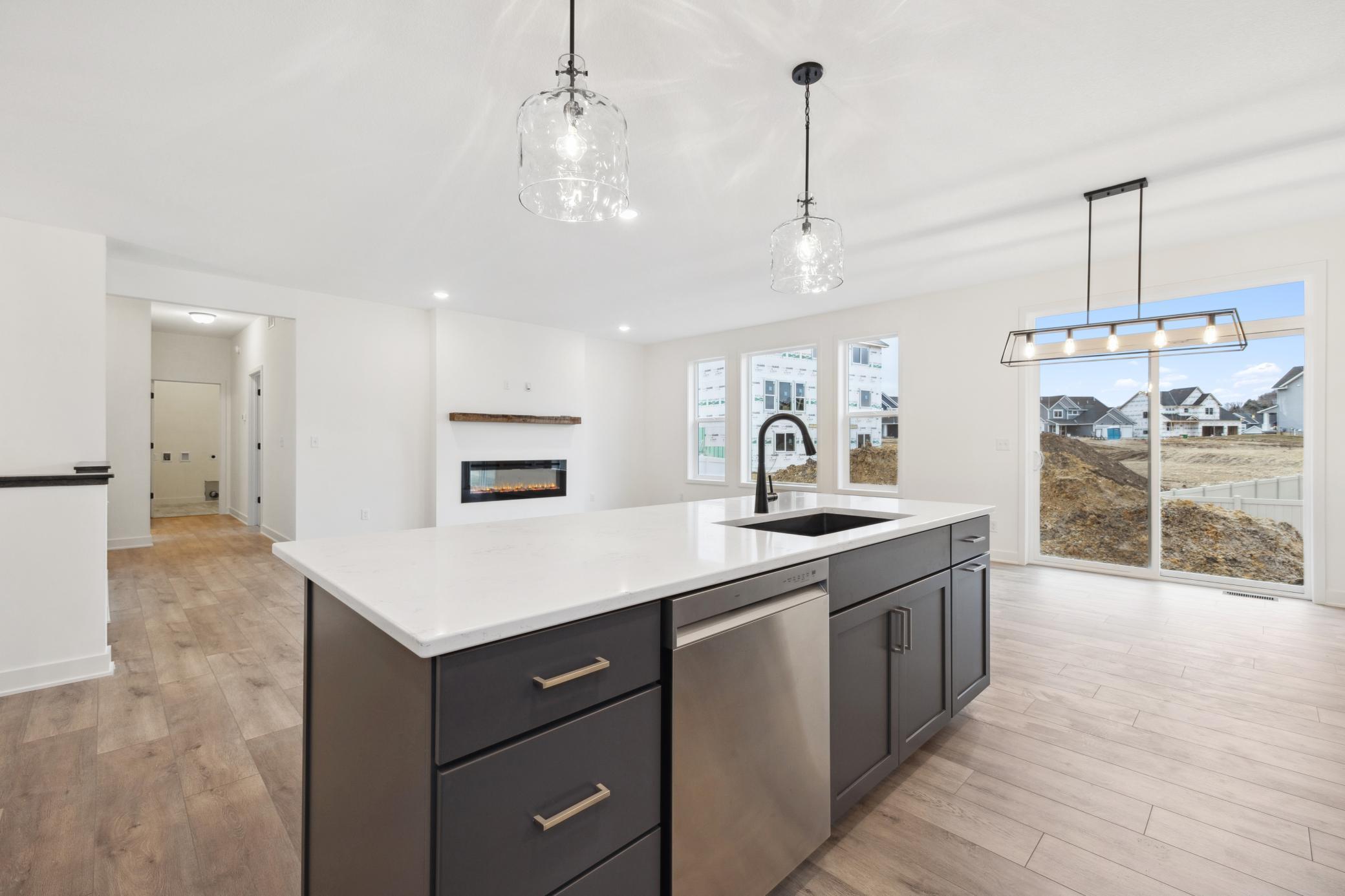 7120286 Property Photo 3