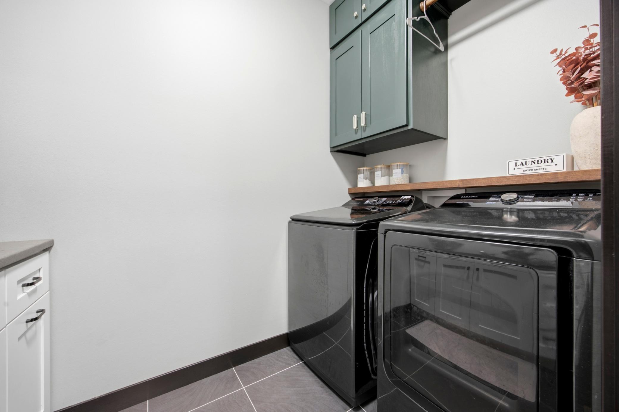 916 Sunset Drive Property Photo 19