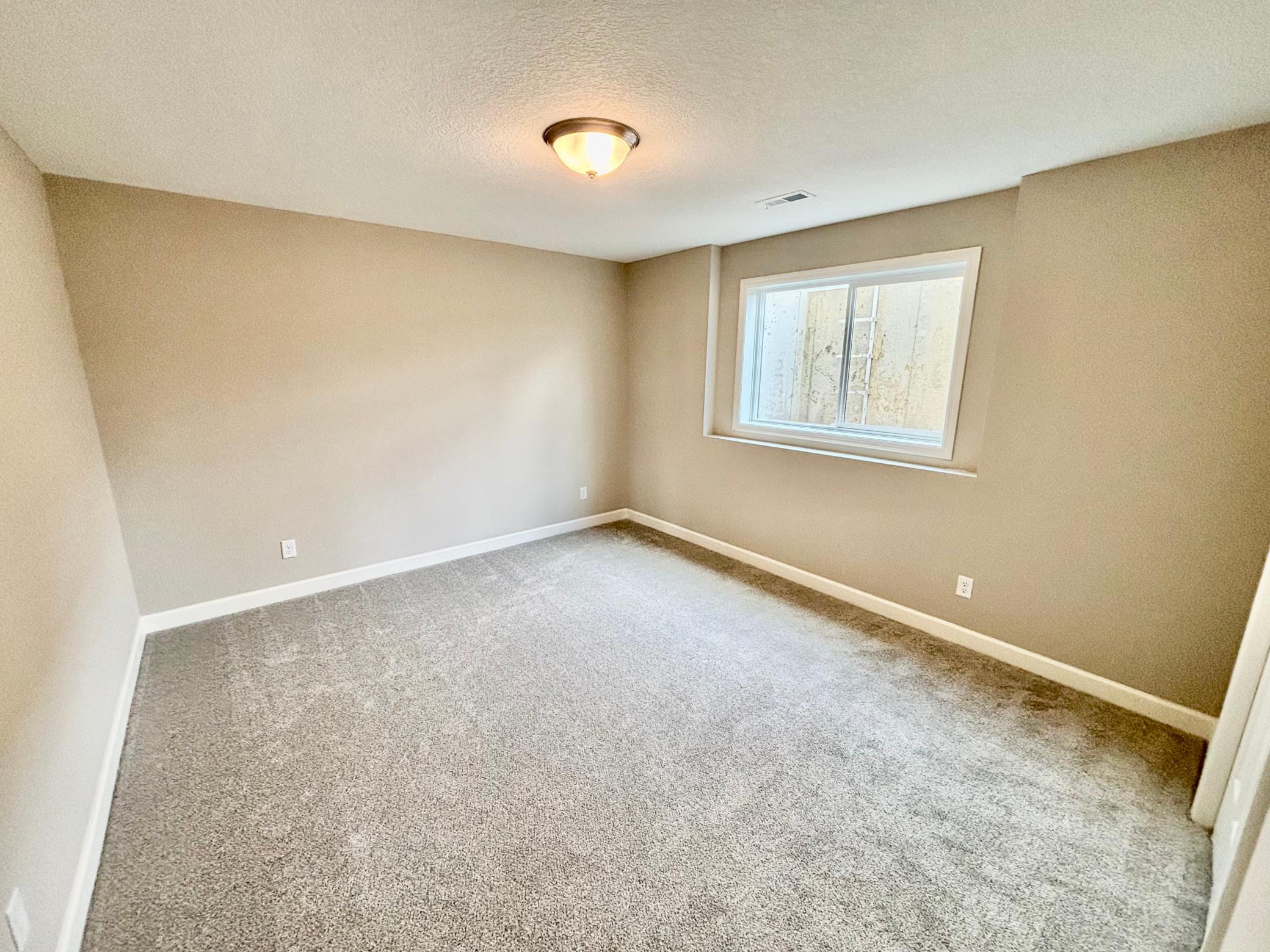 937 Kepler Avenue Ne Property Photo 18