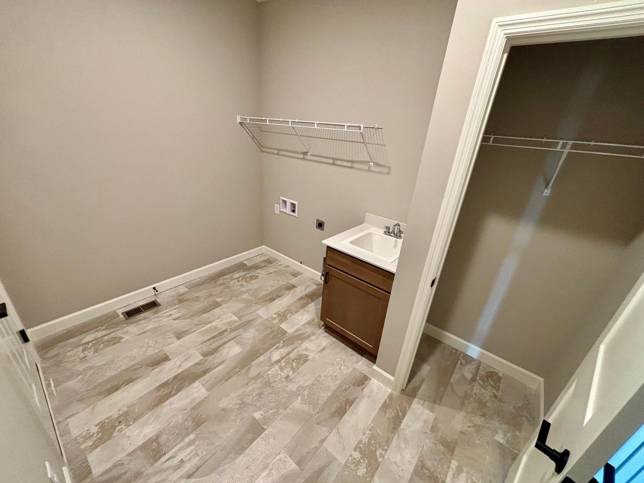 916 Kepler Avenue Ne Property Photo 23