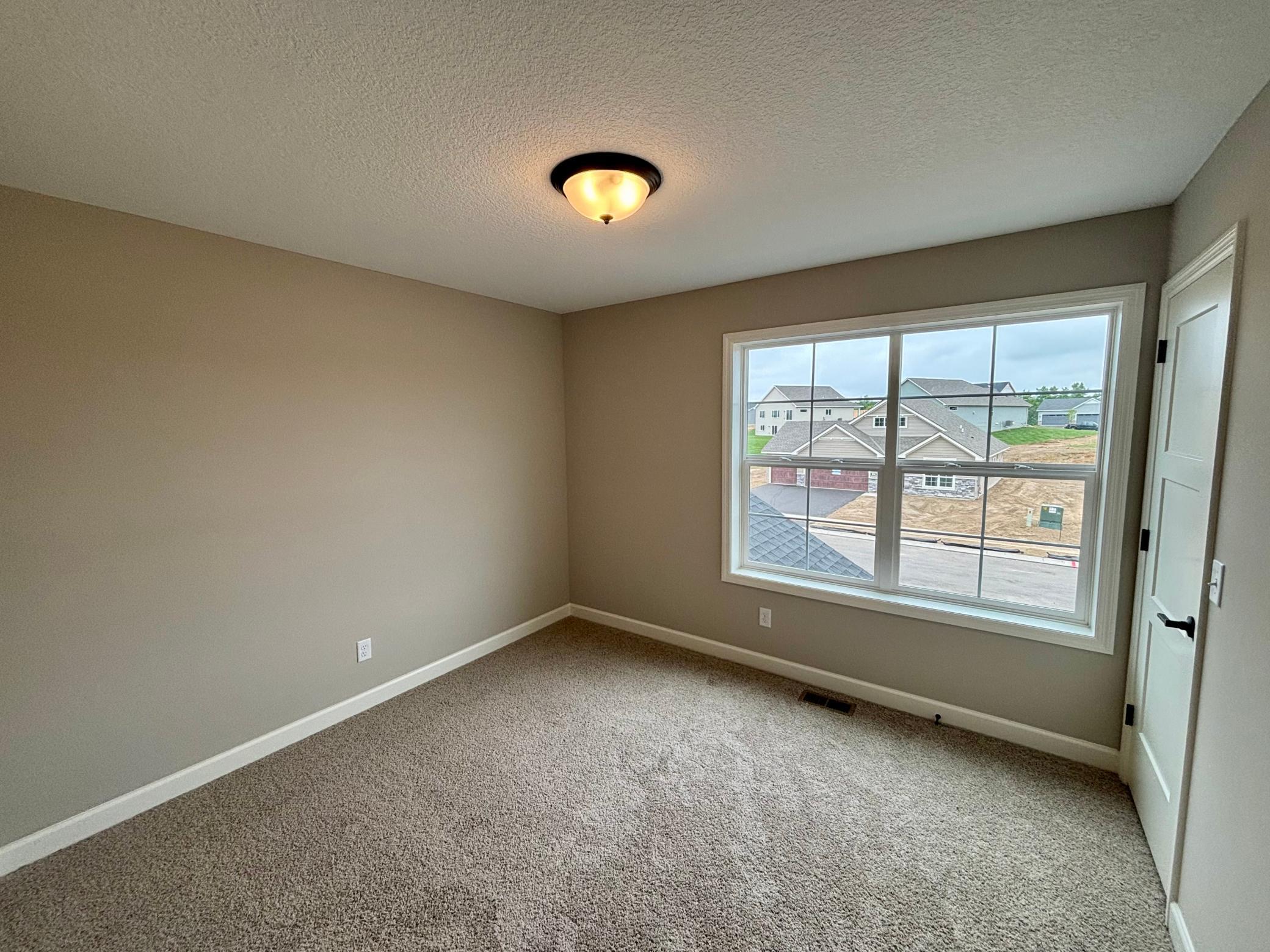 831 Walnut Grove Lane Property Photo 16