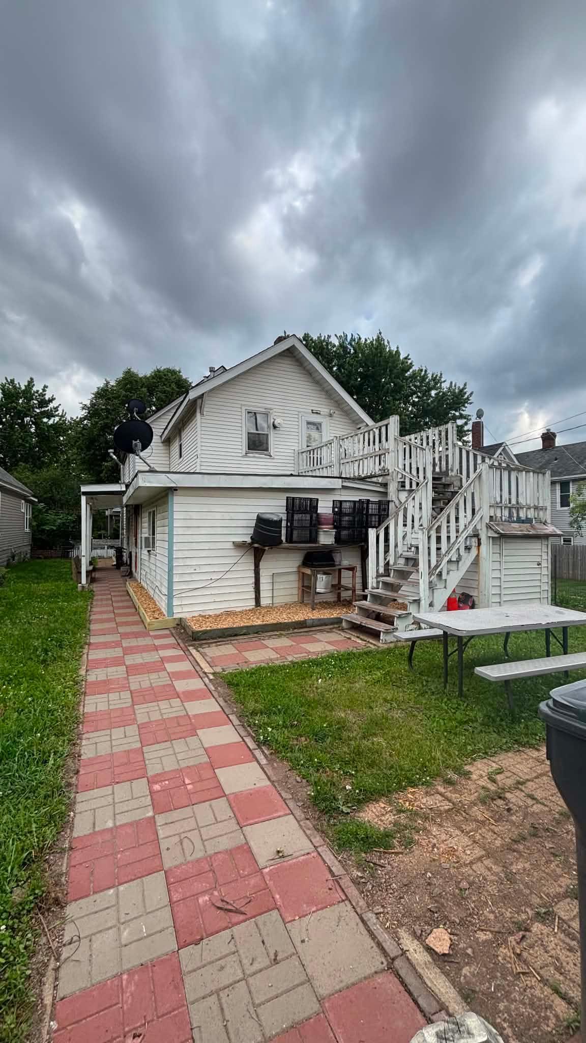1199 Ross Avenue Property Photo 17