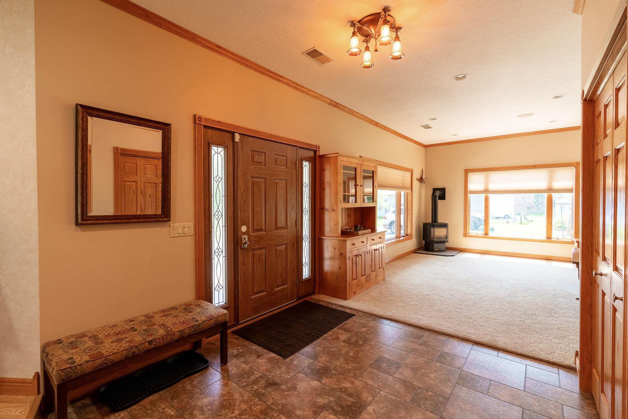 13698 Maple Road Property Photo 2