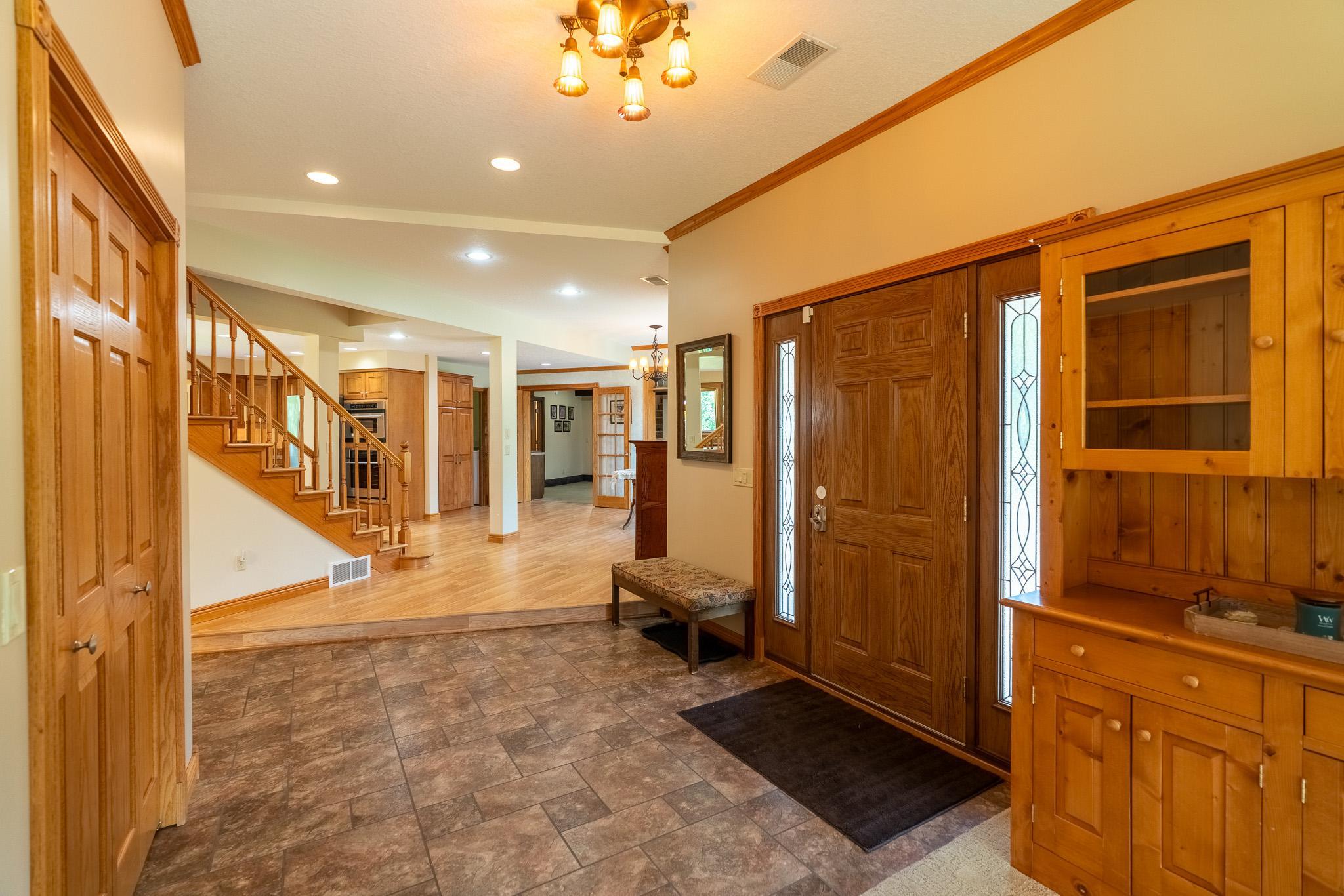 13698 Maple Road Property Photo 11