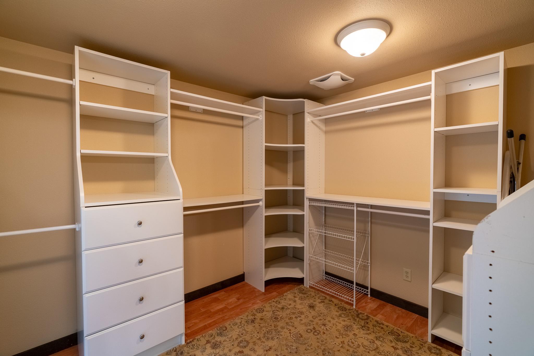 13698 Maple Road Property Photo 20