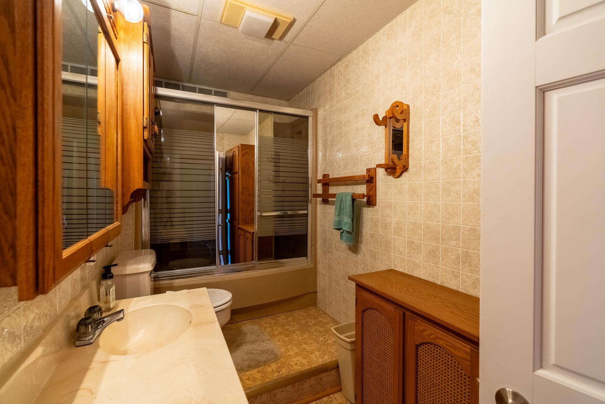 13698 Maple Road Property Photo 29