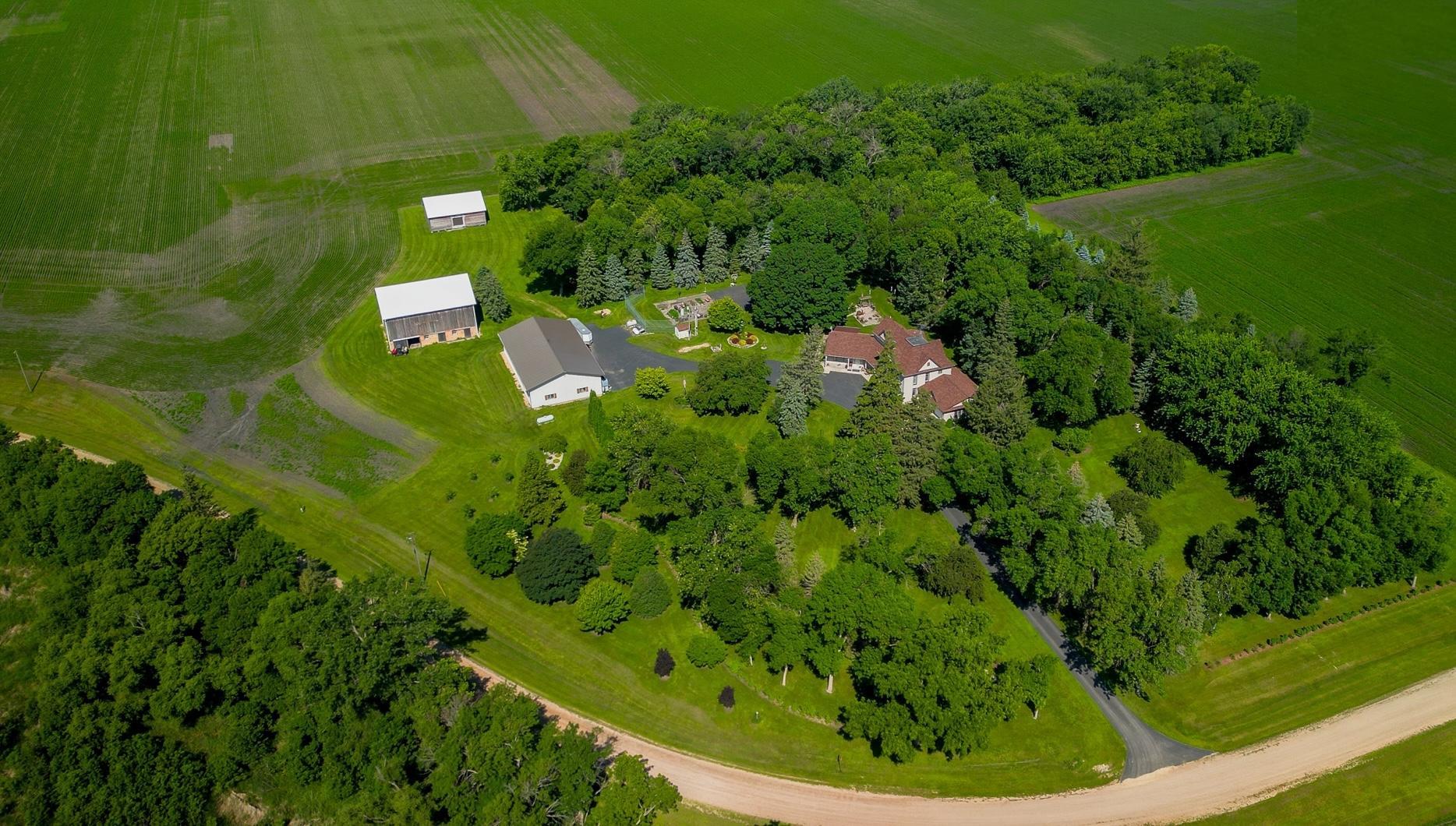 13698 Maple Road Property Photo 44