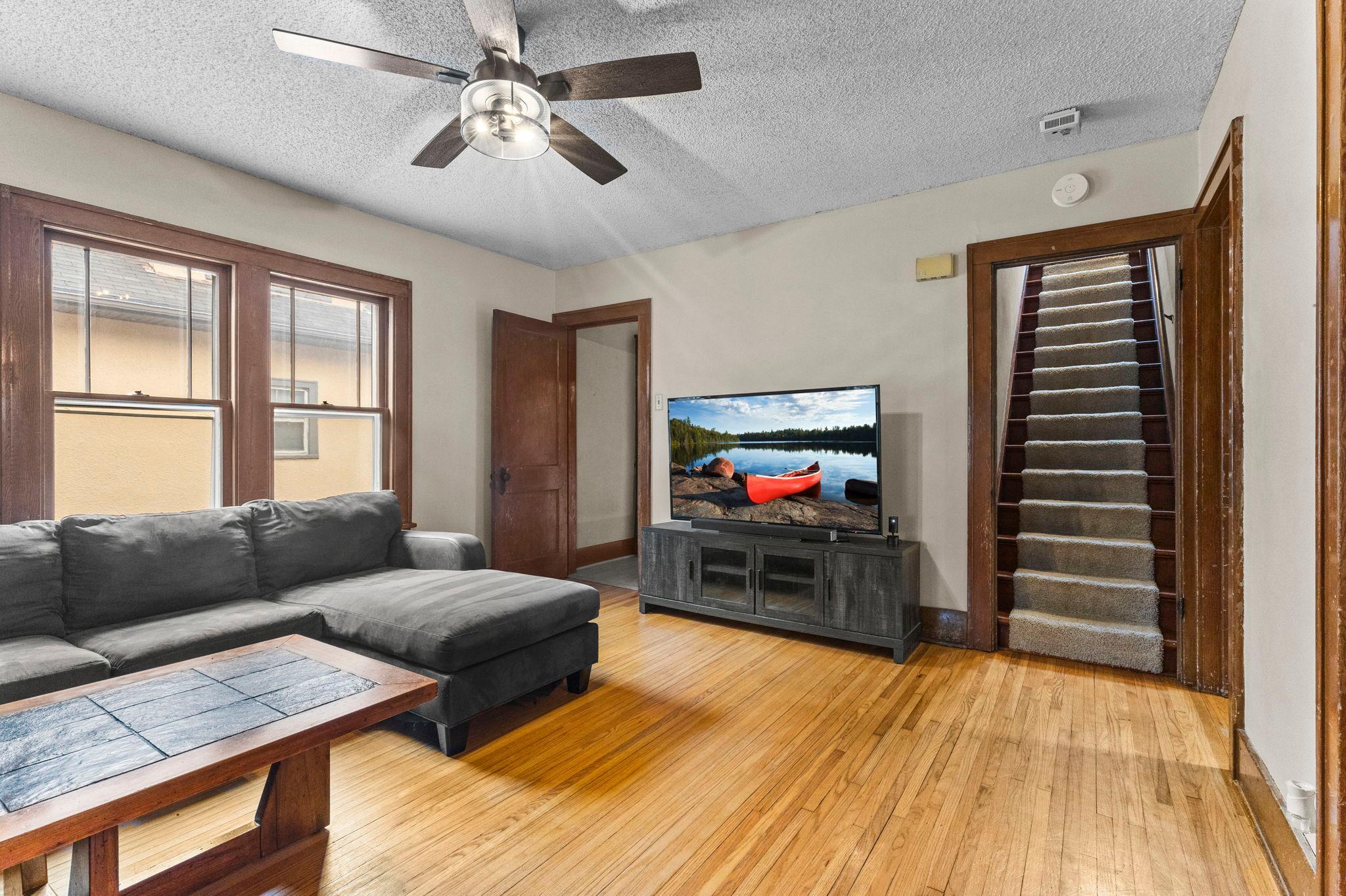 209 3rd Street W Property Photo 12