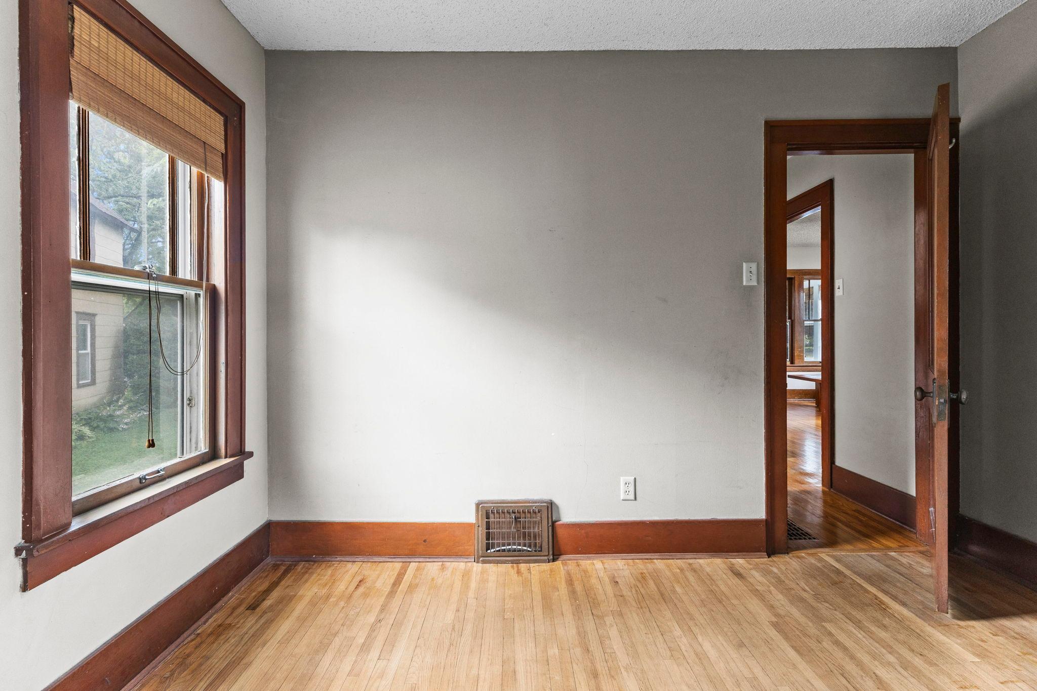 209 3rd Street W Property Photo 32