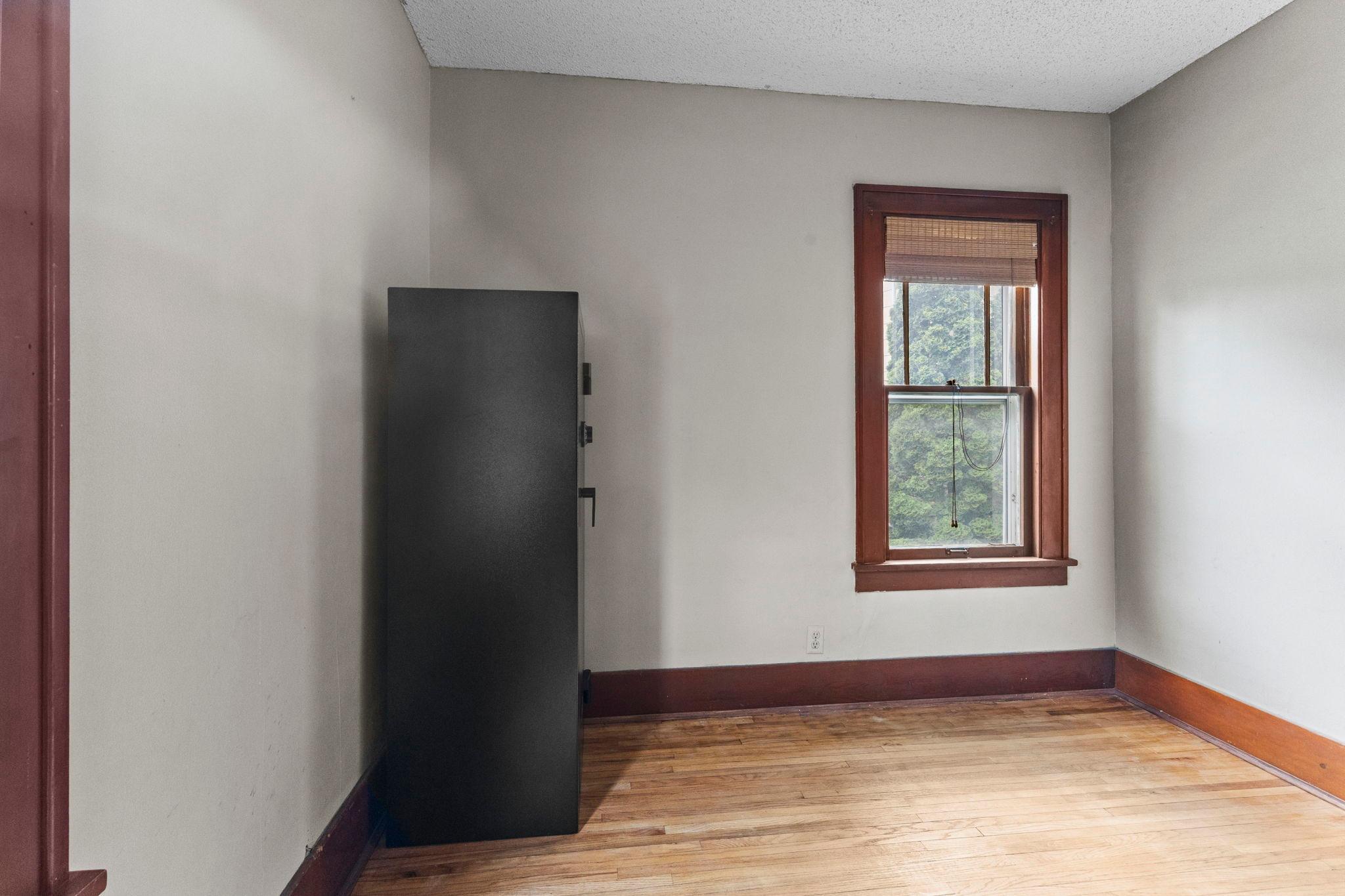 209 3rd Street W Property Photo 33