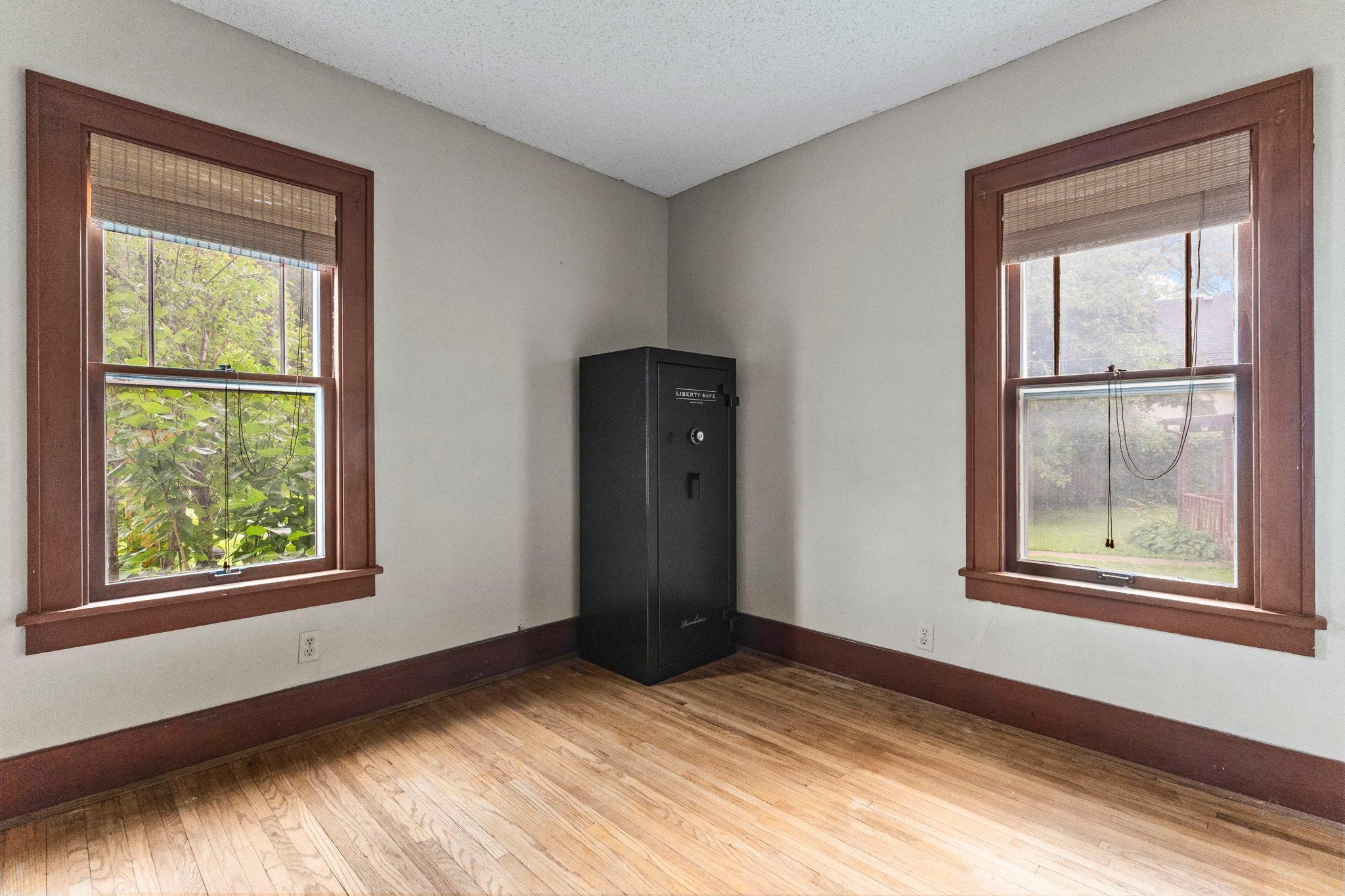 209 3rd Street W Property Photo 34