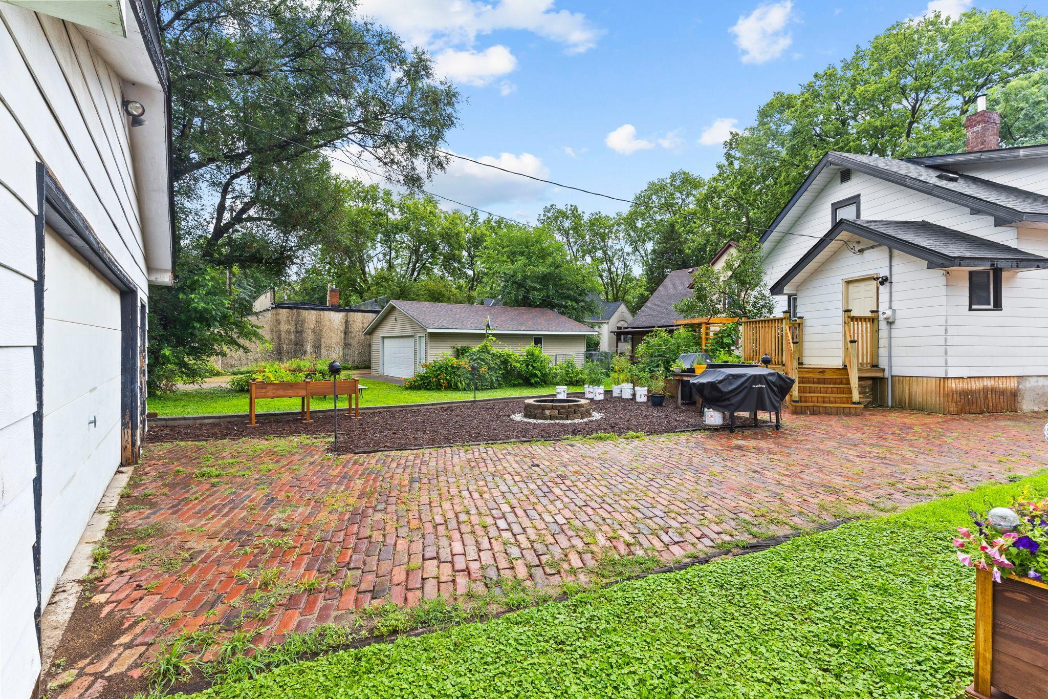 209 3rd Street W Property Photo 61