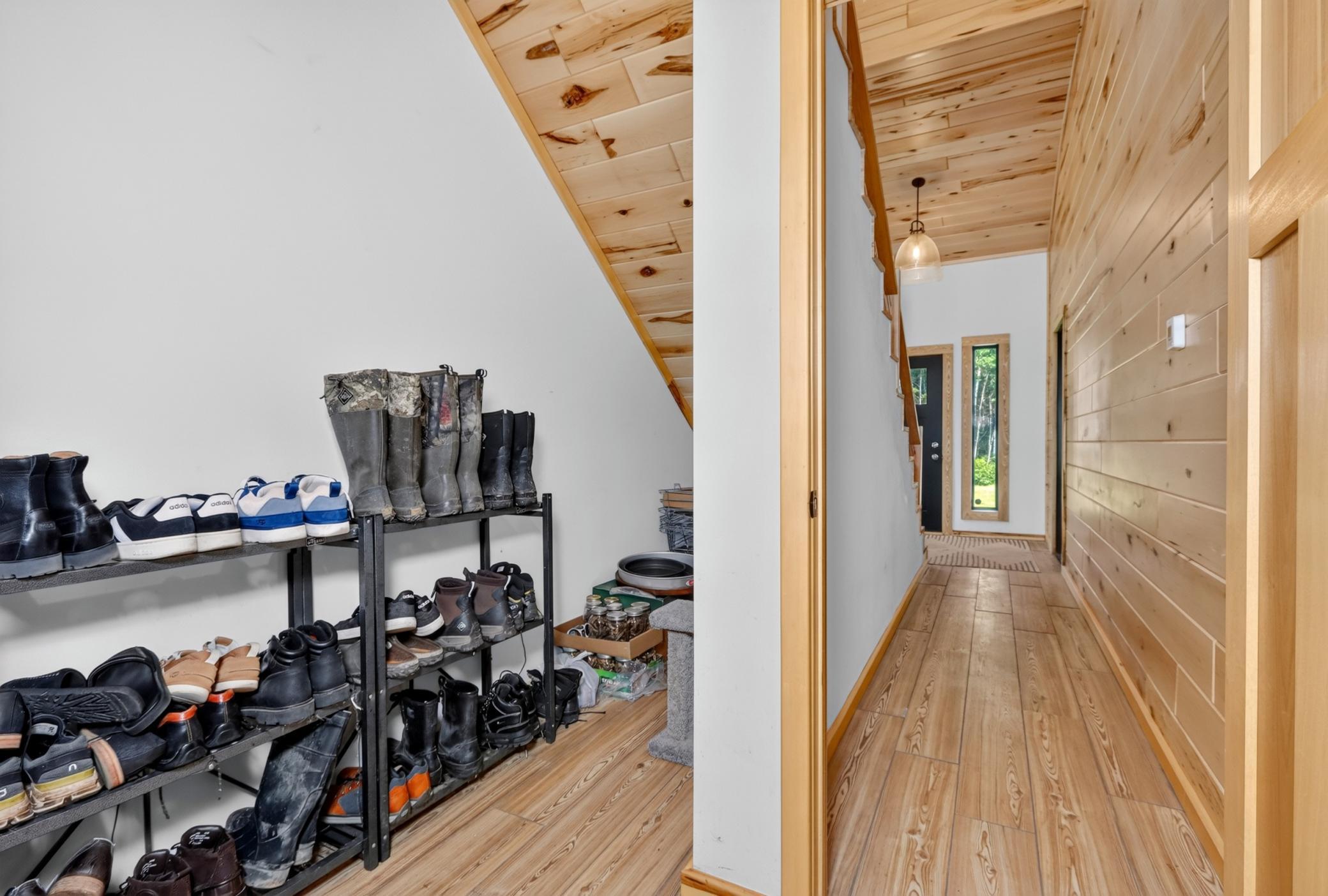 58946 Scenic Highway Property Photo 8