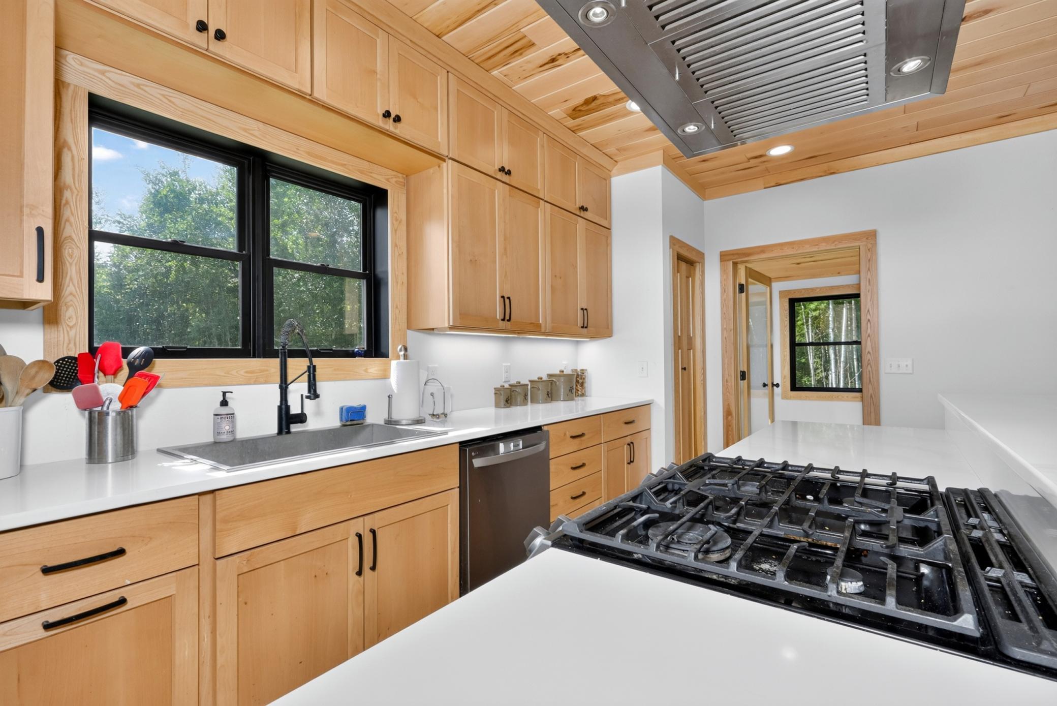58946 Scenic Highway Property Photo 13