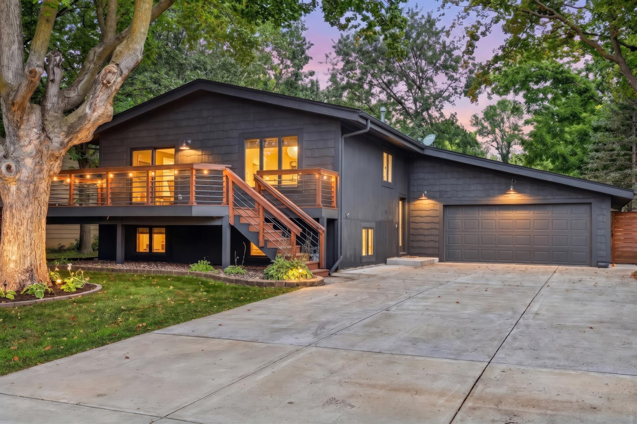 4110 Grainwood Circle Ne Property Photo 1