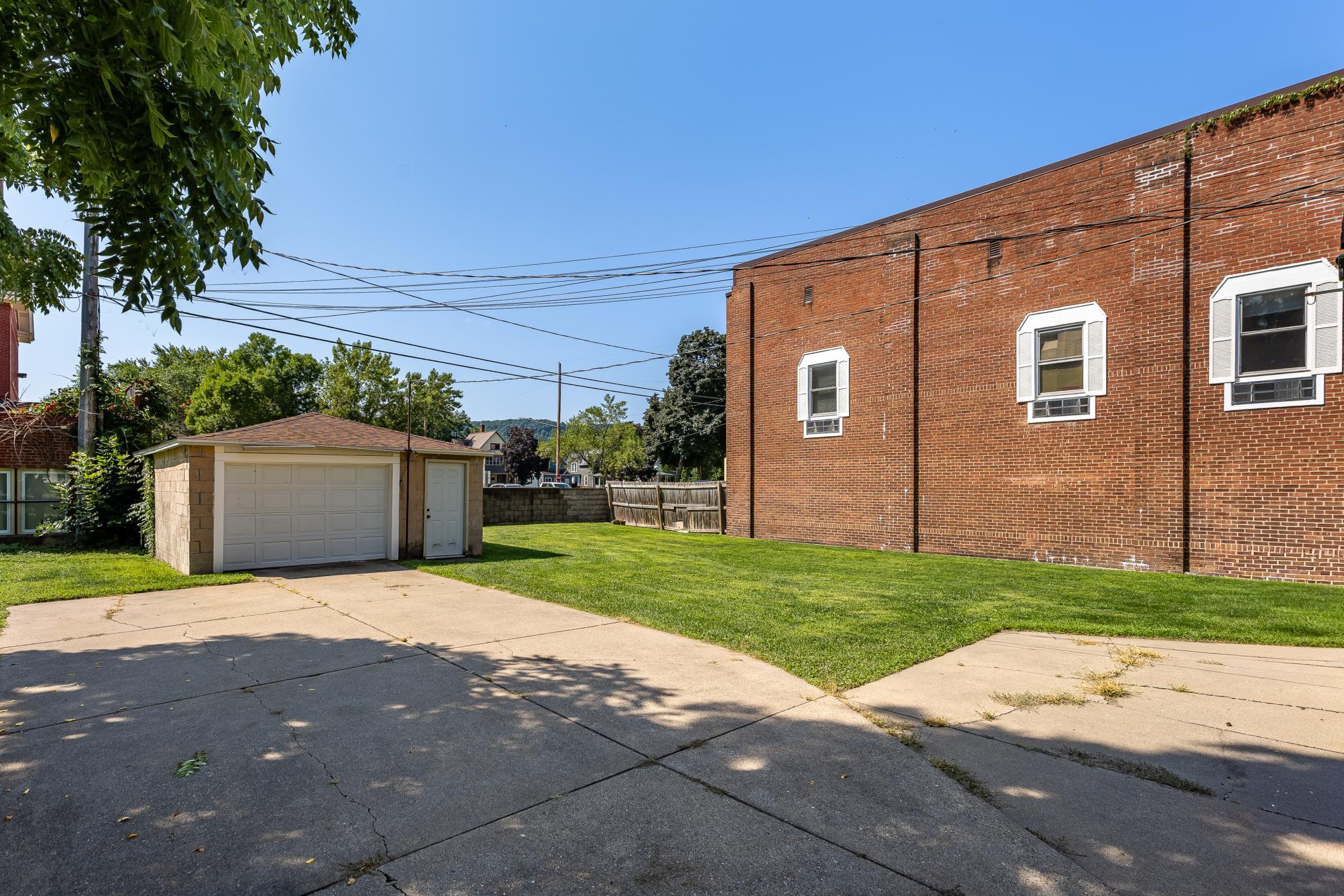 681 W 5th Street Property Photo 14