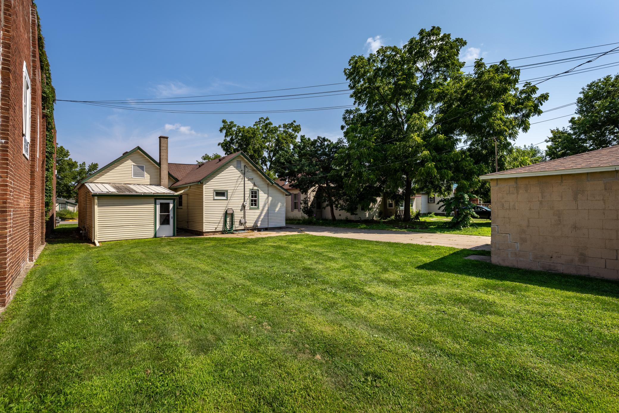 681 W 5th Street Property Photo 15