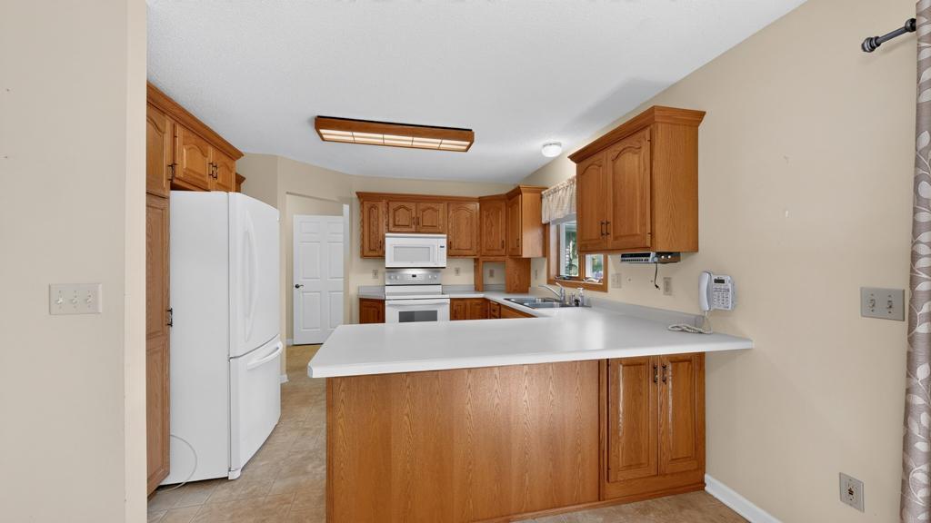 346 Main Street N Property Photo 3