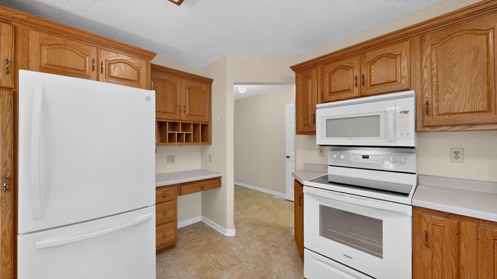 346 Main Street N Property Photo 6
