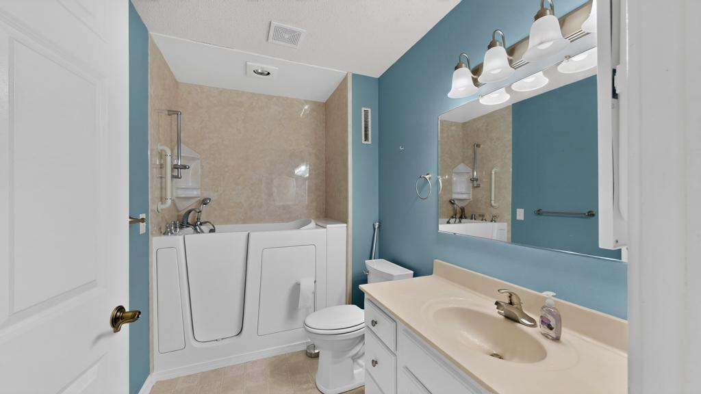346 Main Street N Property Photo 16