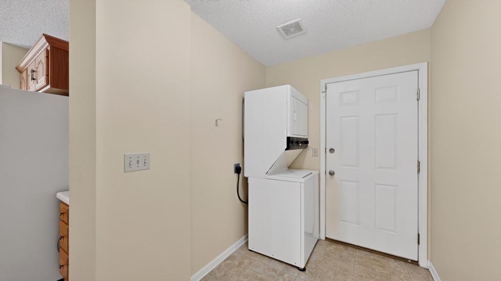 346 Main Street N Property Photo 20