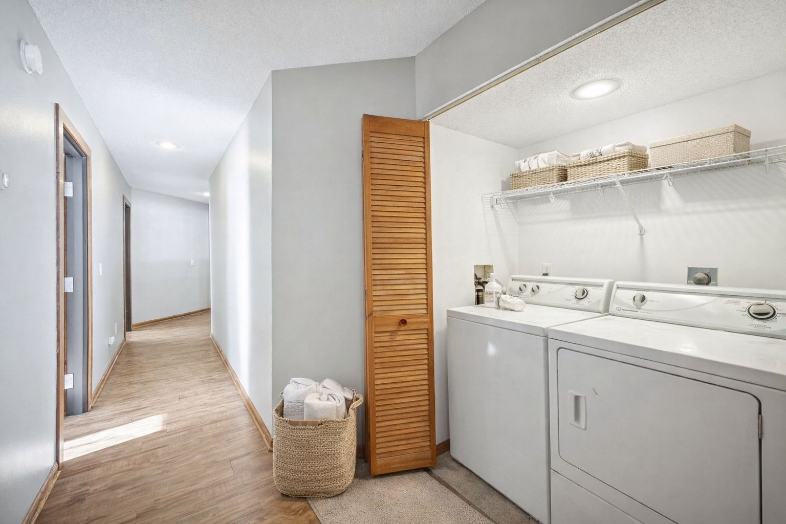 13464 Thomas Drive Property Photo 13