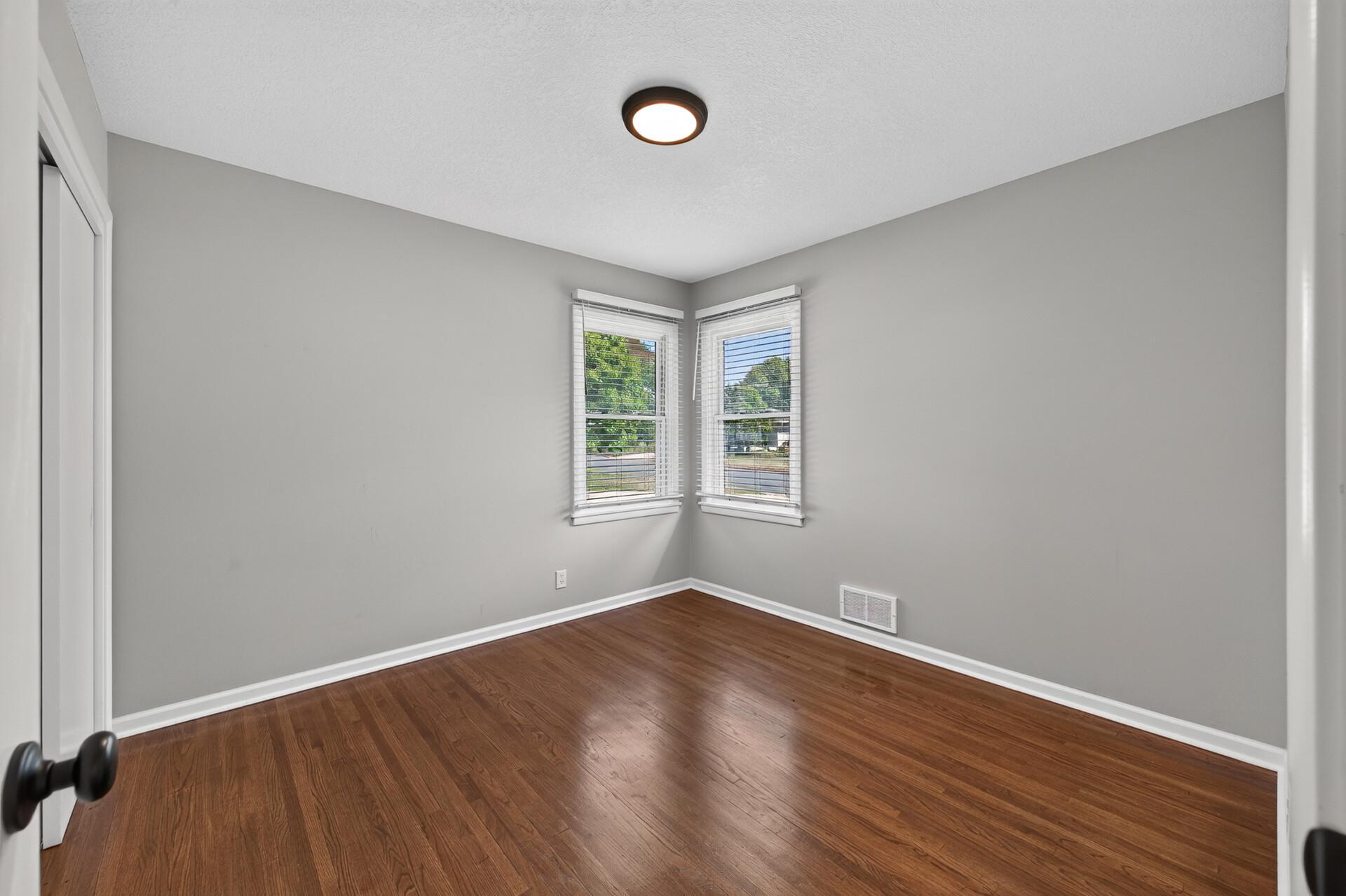 2124 Dixon Drive Property Photo 16