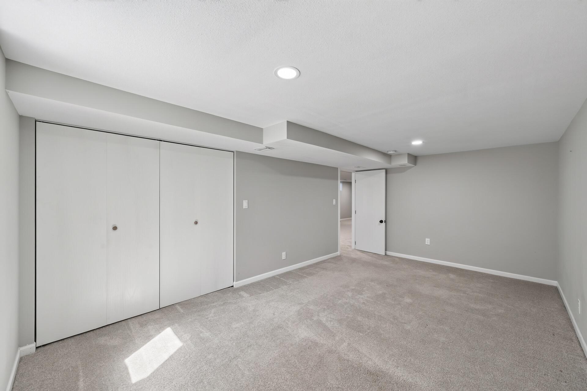 2124 Dixon Drive Property Photo 23