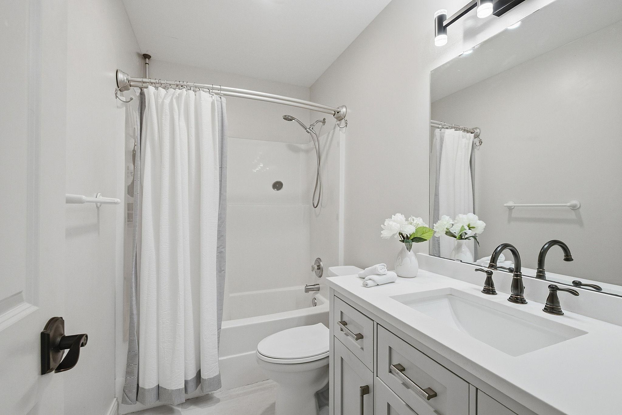 815 Ravoux Circle Property Photo 16