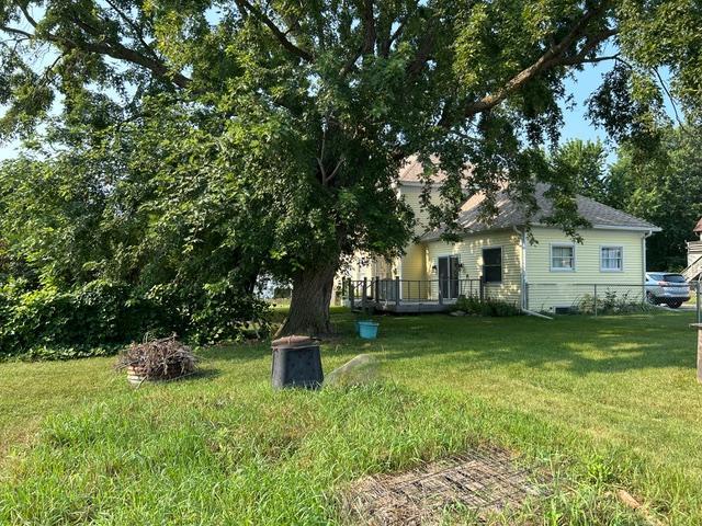 206 E 3rd Street Property Photo 7