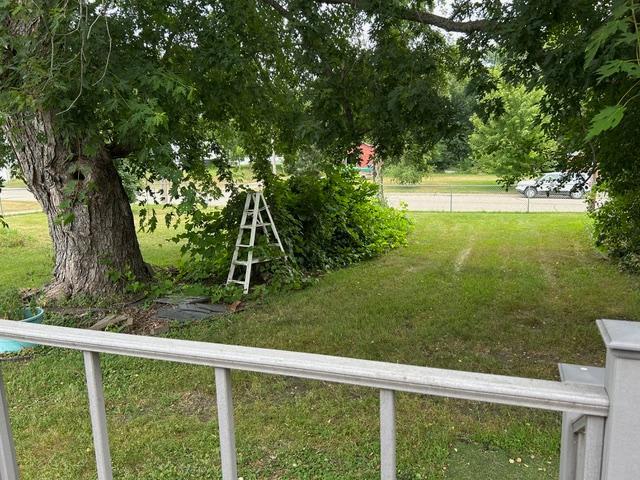 206 E 3rd Street Property Photo 13