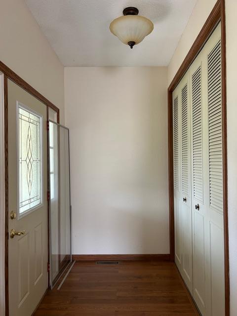 206 E 3rd Street Property Photo 14