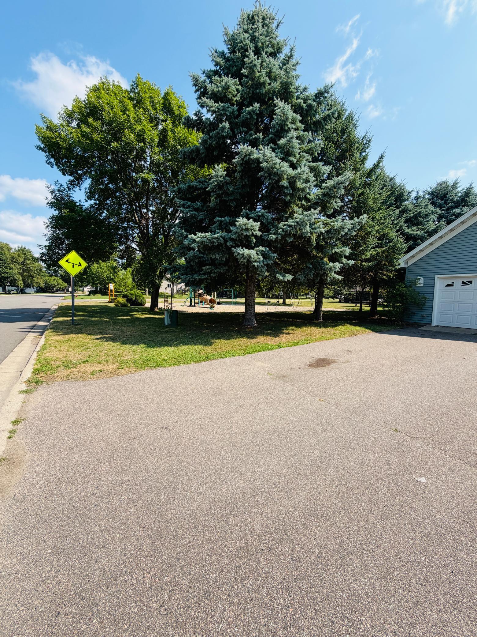 304 7th Avenue S Property Photo 3