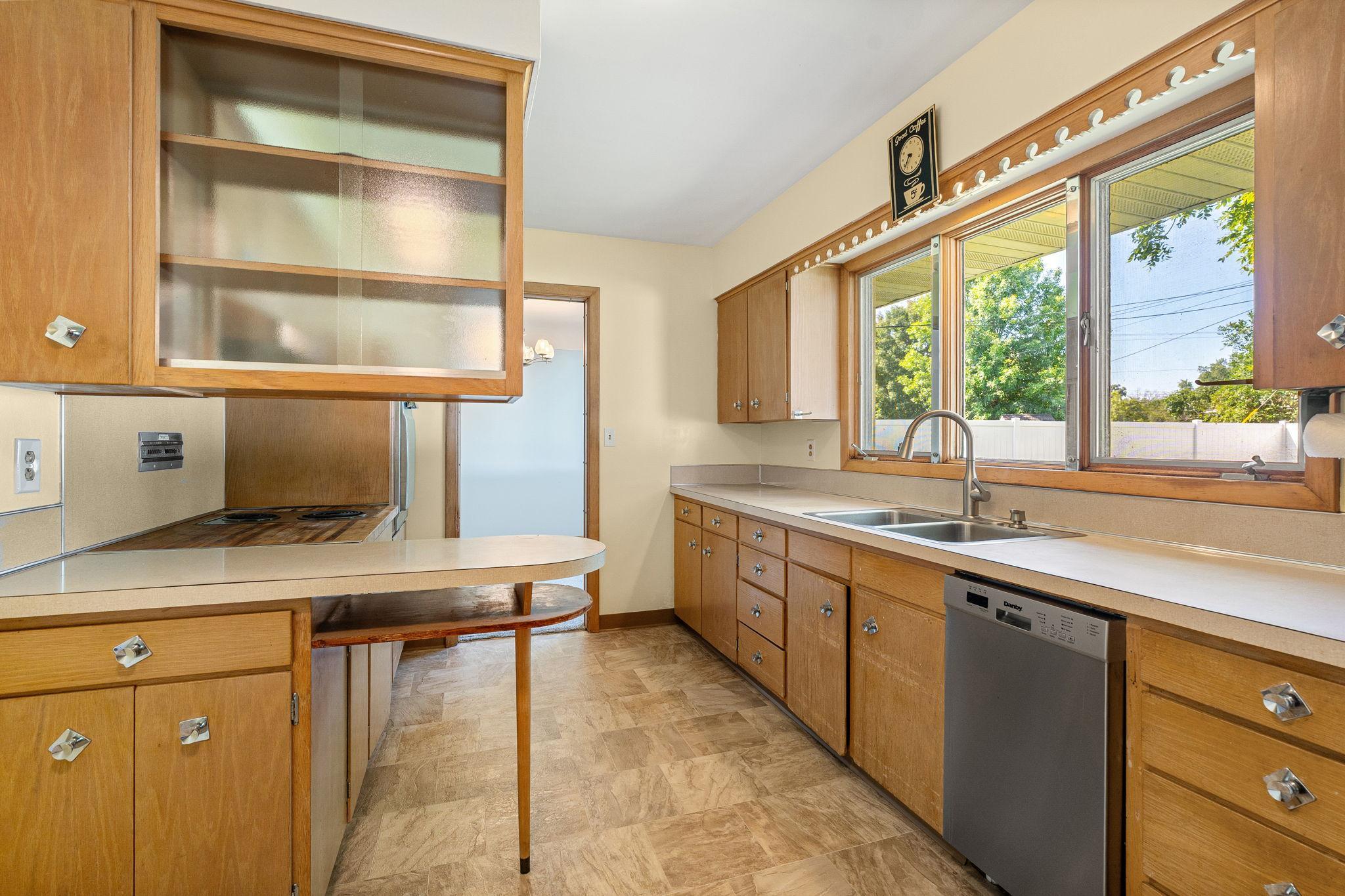 105 21st Street Nw Property Photo 6