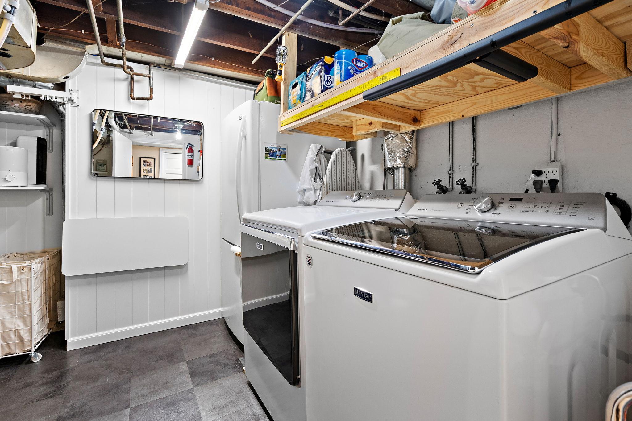 101 E 48th Street Property Photo 30