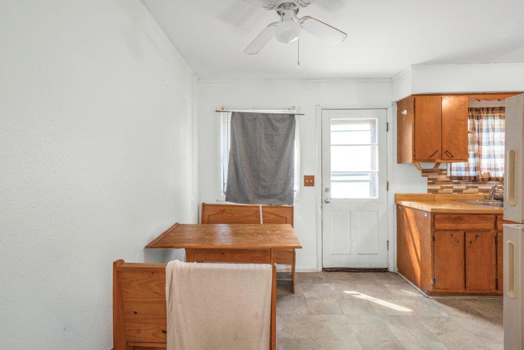 4663 Monroe Street Ne Property Photo 5