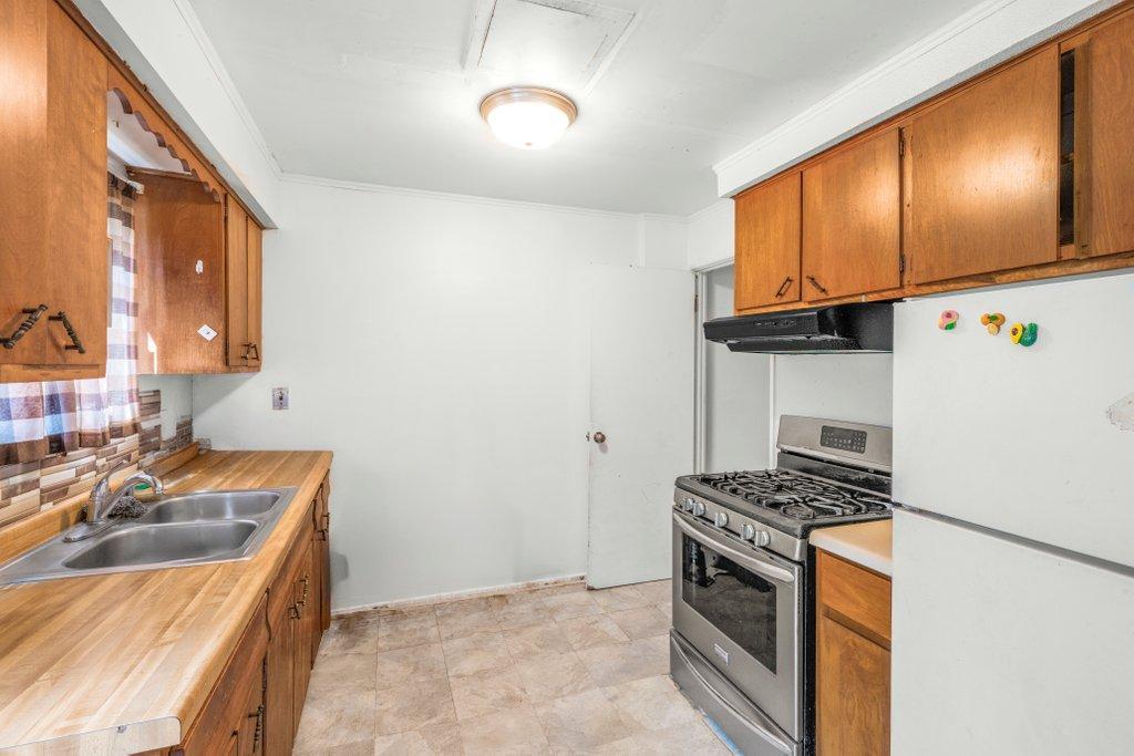 4663 Monroe Street Ne Property Photo 6