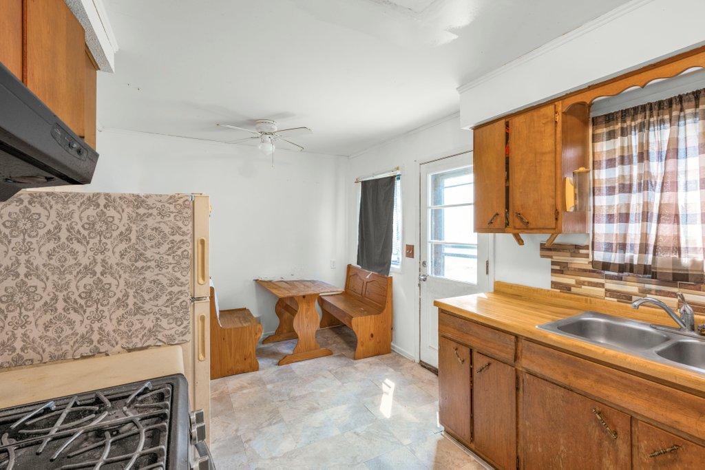 4663 Monroe Street Ne Property Photo 7