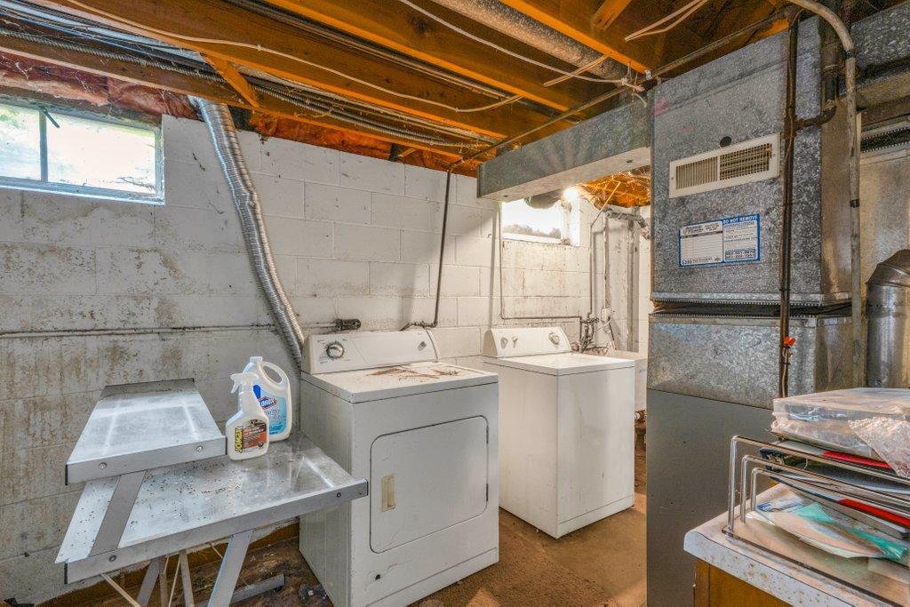 4663 Monroe Street Ne Property Photo 13