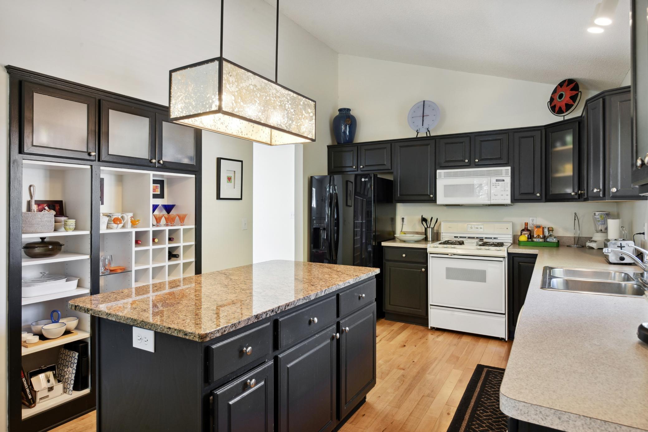 4626 Kildare Road Property Photo 4