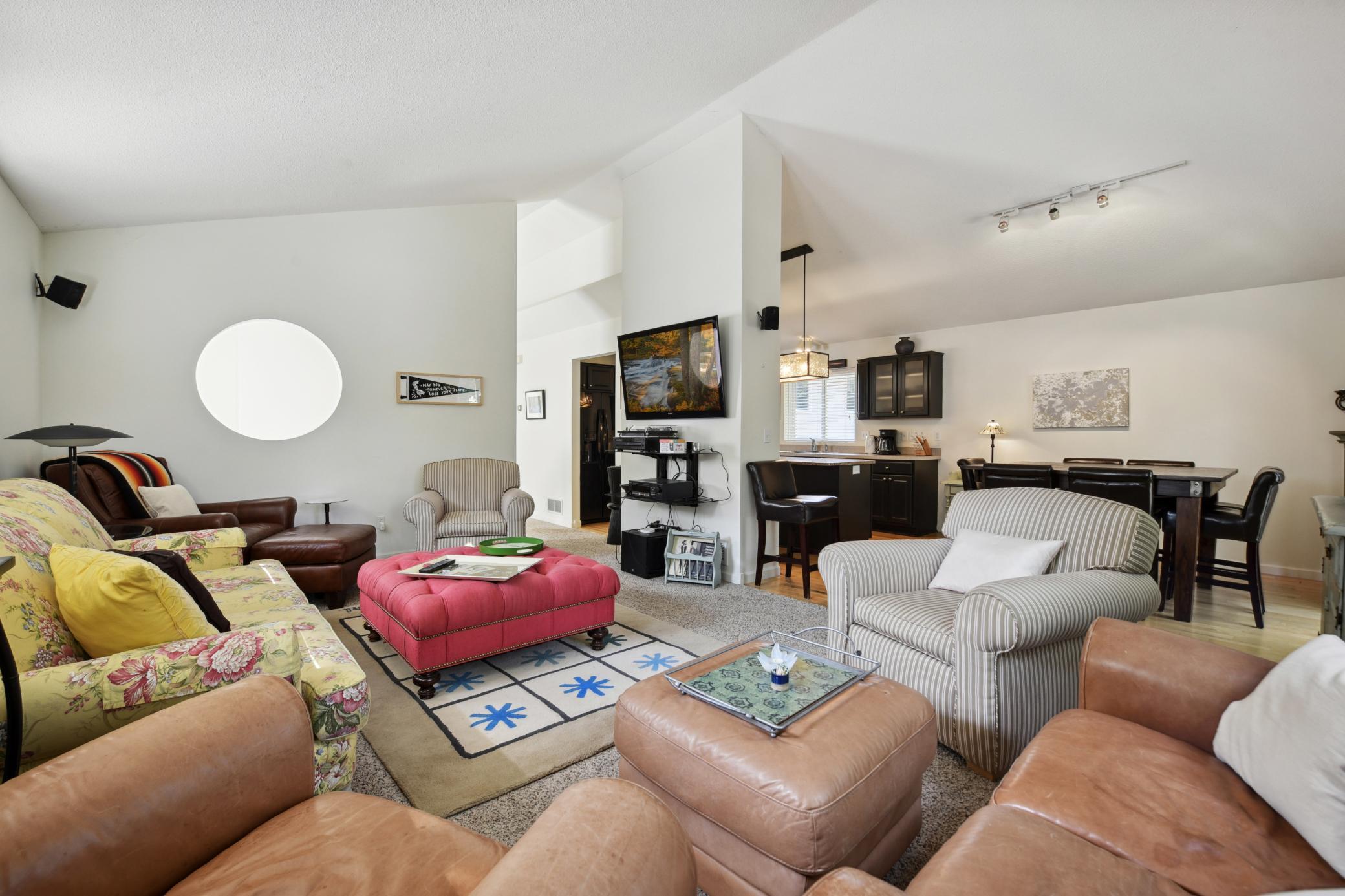4626 Kildare Road Property Photo 5