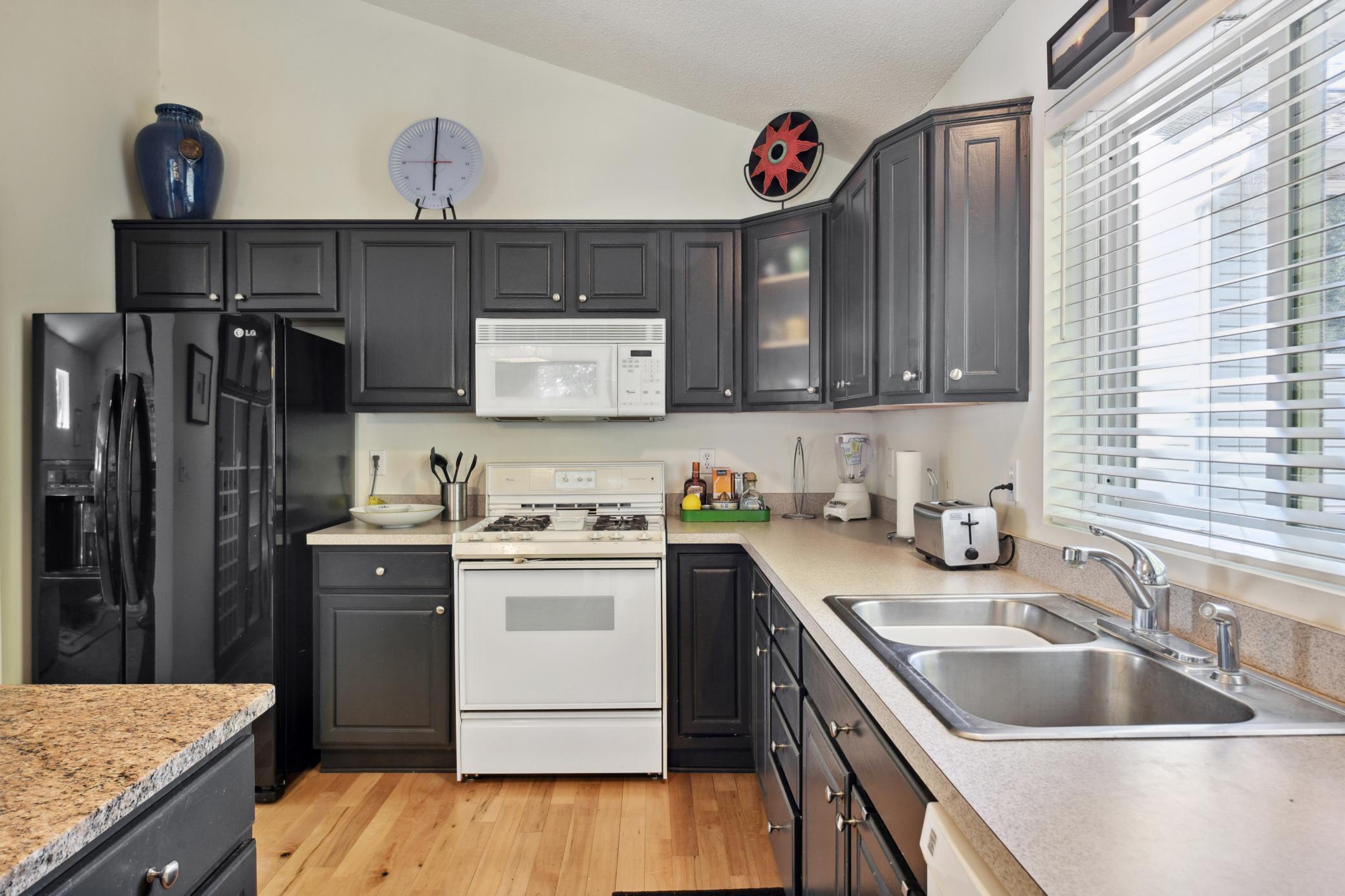 4626 Kildare Road Property Photo 8