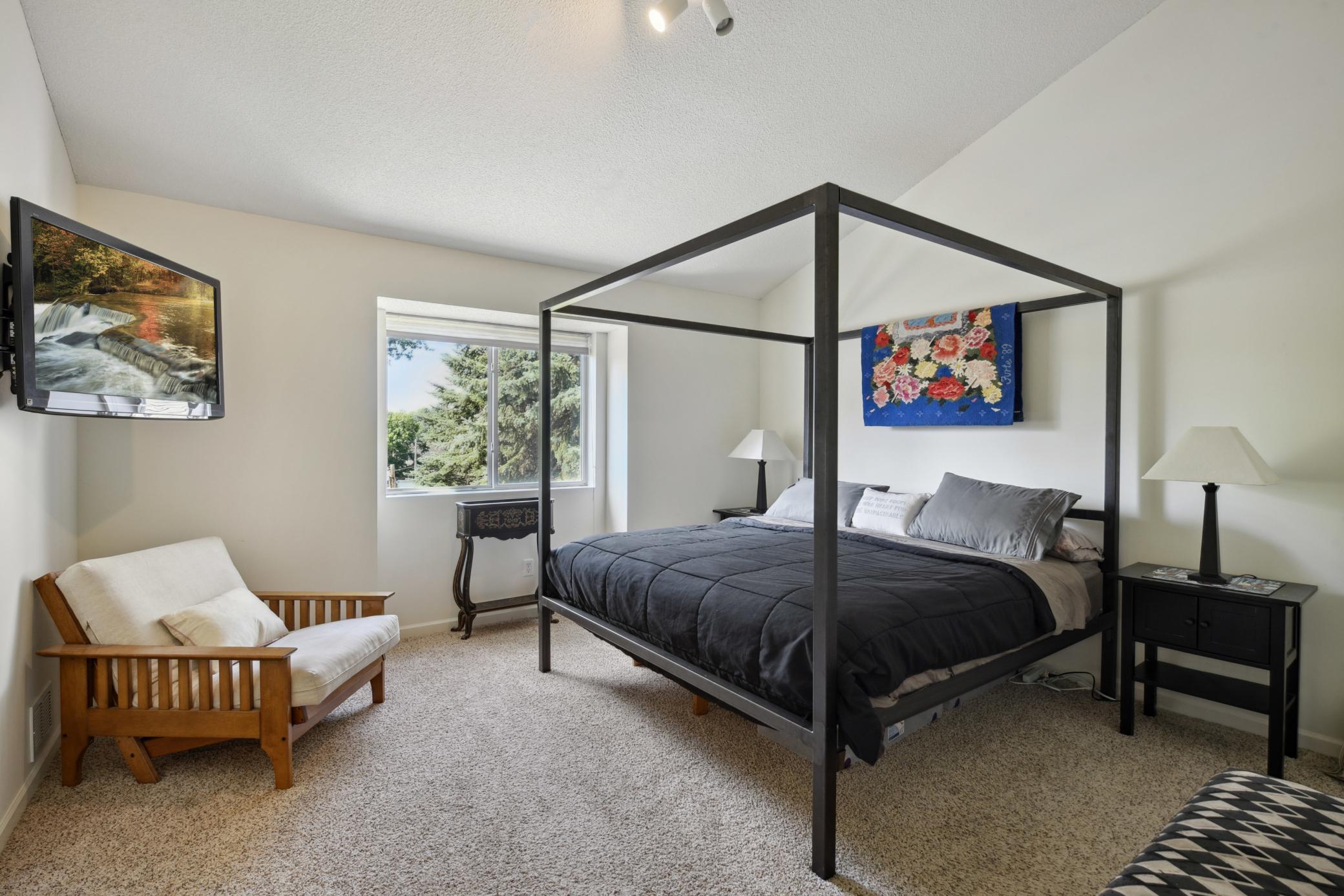 4626 Kildare Road Property Photo 10