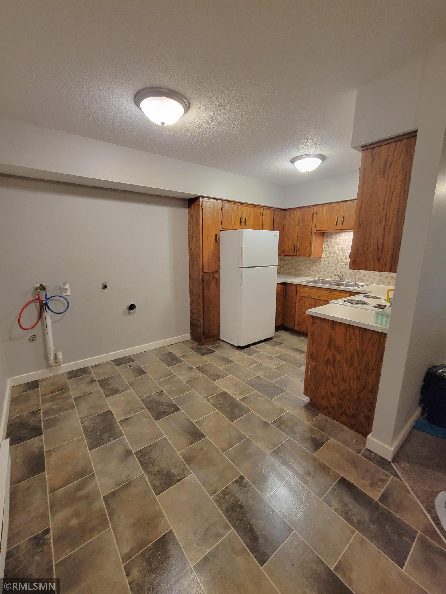 710 Hillcrest Street #3 Property Photo 8